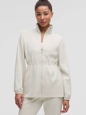 Lululemon Softstreme Cinch-Waist Full Zip Jacket in Bone Size Small Stretch